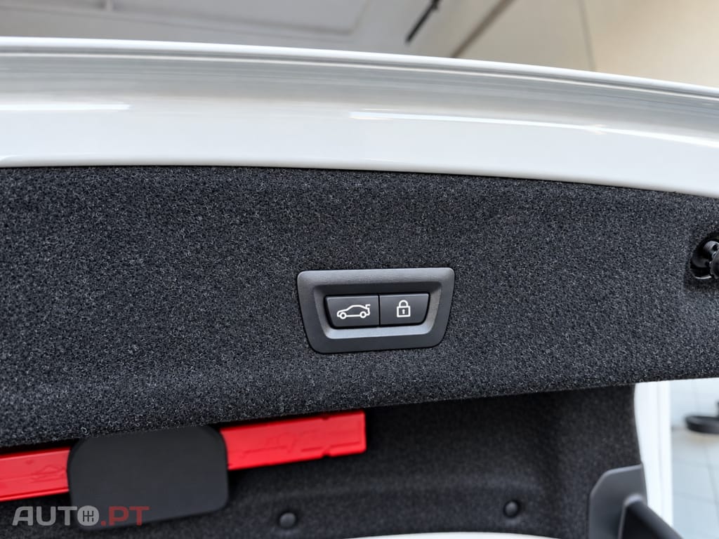 BMW 318 d Line Sport Auto