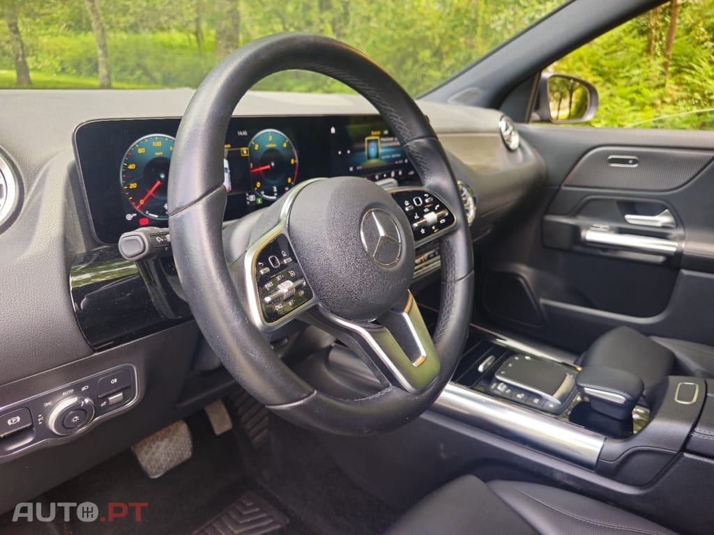 Mercedes-Benz GLA 180 d 8G-DCT