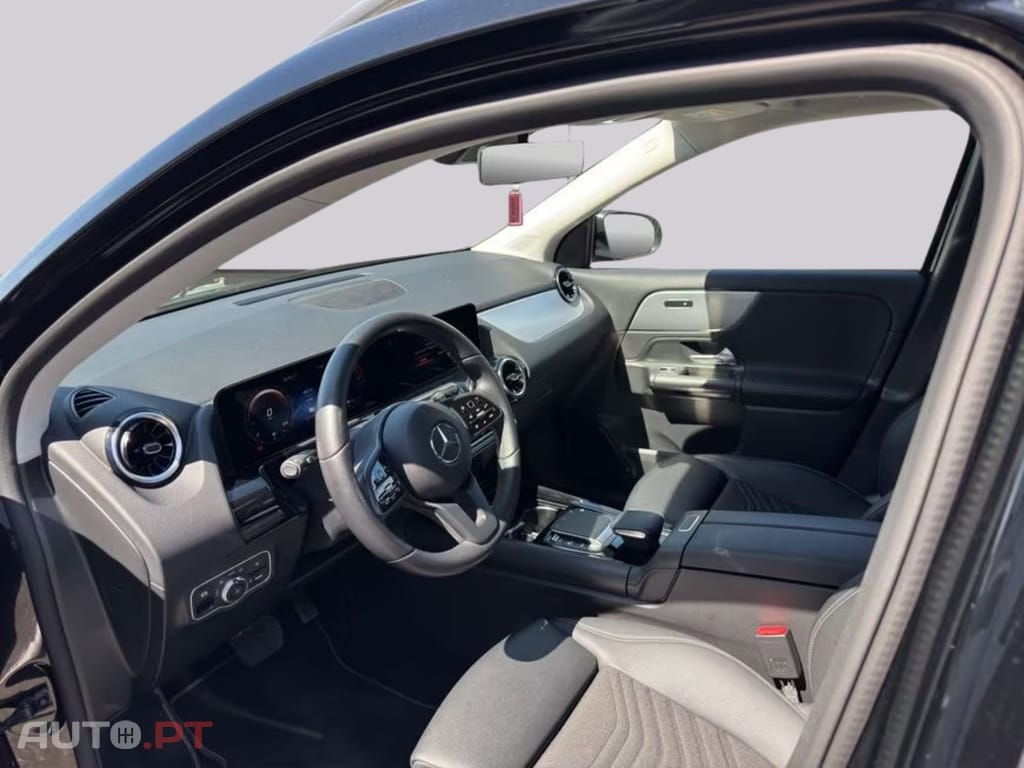 Mercedes-Benz GLA 250 I.V.A DEDUTIVEL e Style