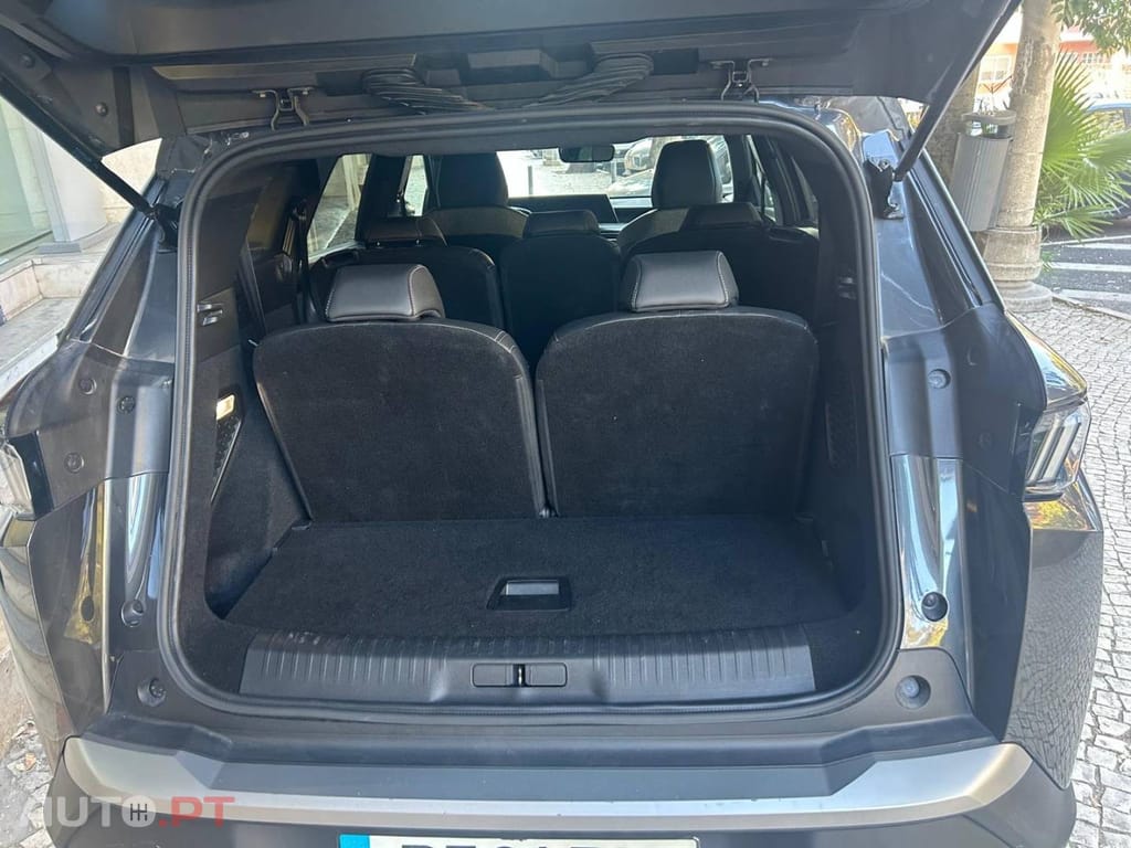 Peugeot 5008 1.2 Hybrid Allure e-DCS6
