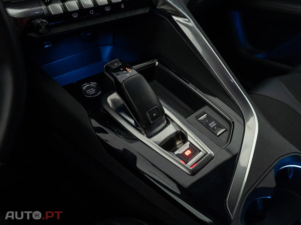 Peugeot 3008 1.5 BlueHDi GT EAT8