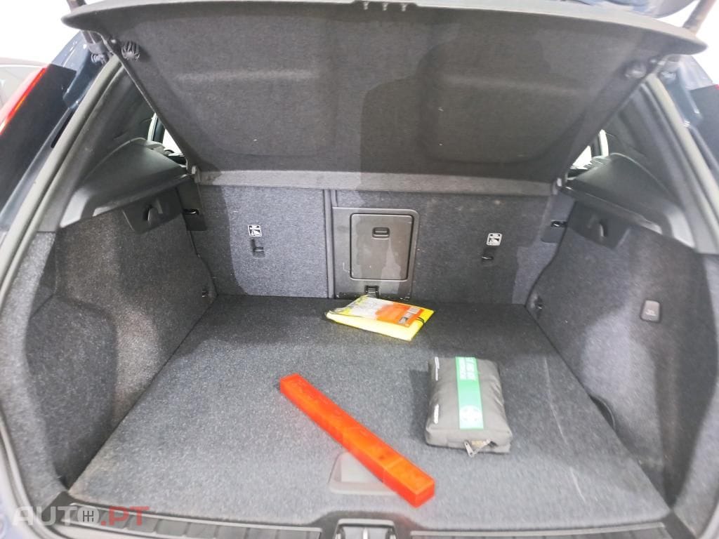 Volvo XC40 1.5 T5 PHEV Inscription Expression