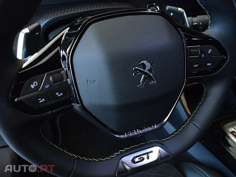 Peugeot 2008 1.5 BLUEHDI GT EAT8
