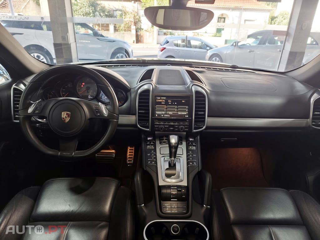 Porsche Cayenne S Hybrid