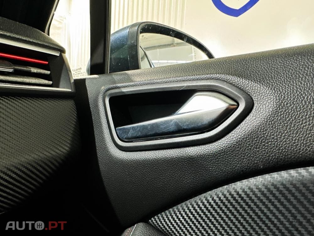 Renault Clio 1.0 TCe RS Line