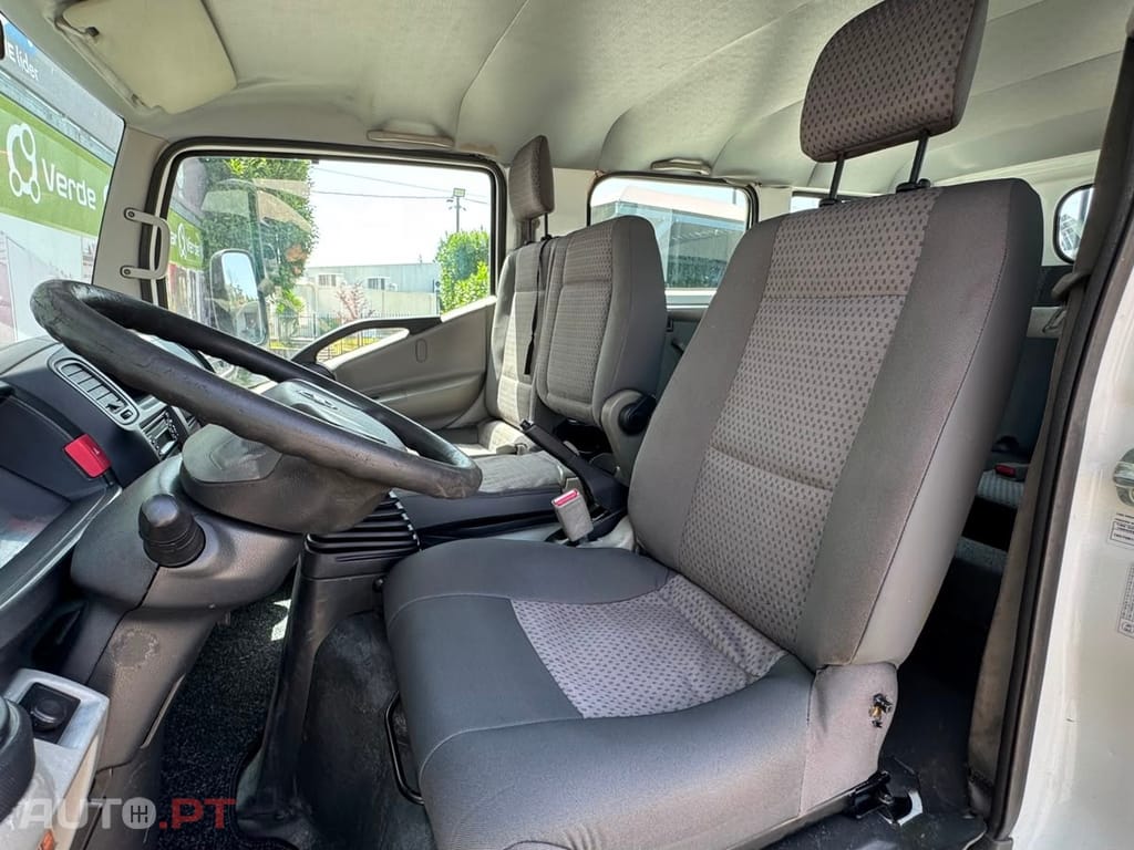Nissan Cabstar 9 LUGARES + CAIXA ABERTA