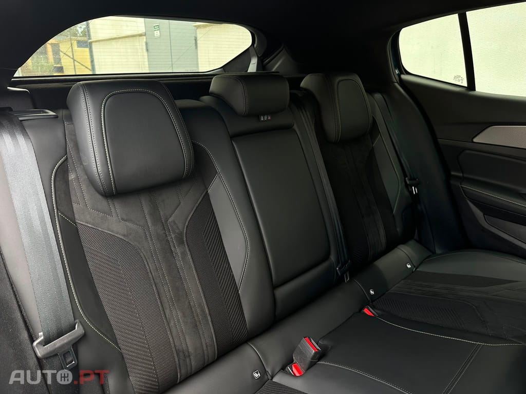 Peugeot 408 1.6 Hybrid GT e-EAT8