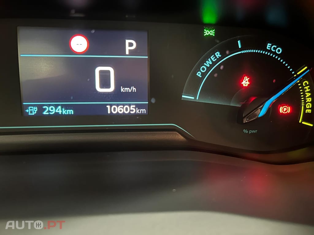 Peugeot E-208 50 kWh Style