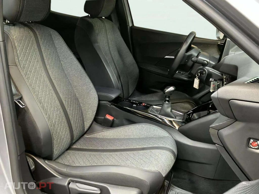 Peugeot 2008 1.2 PureTech Allure