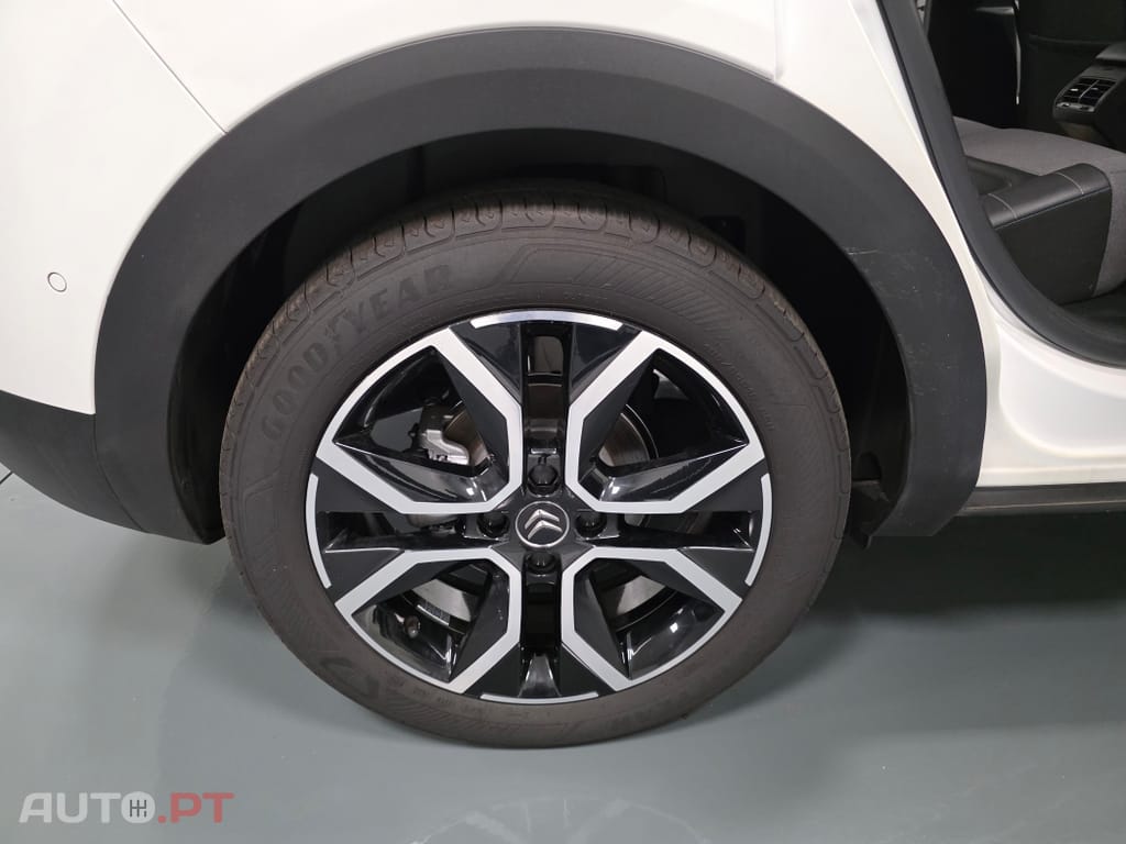 Citroën e-C4 50 kWh Shine — fotografia 91