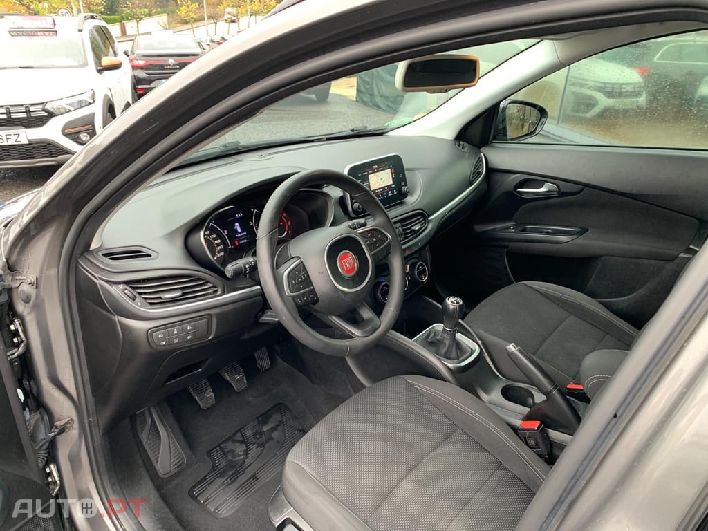 Fiat Tipo 1.3 M-Jet Easy