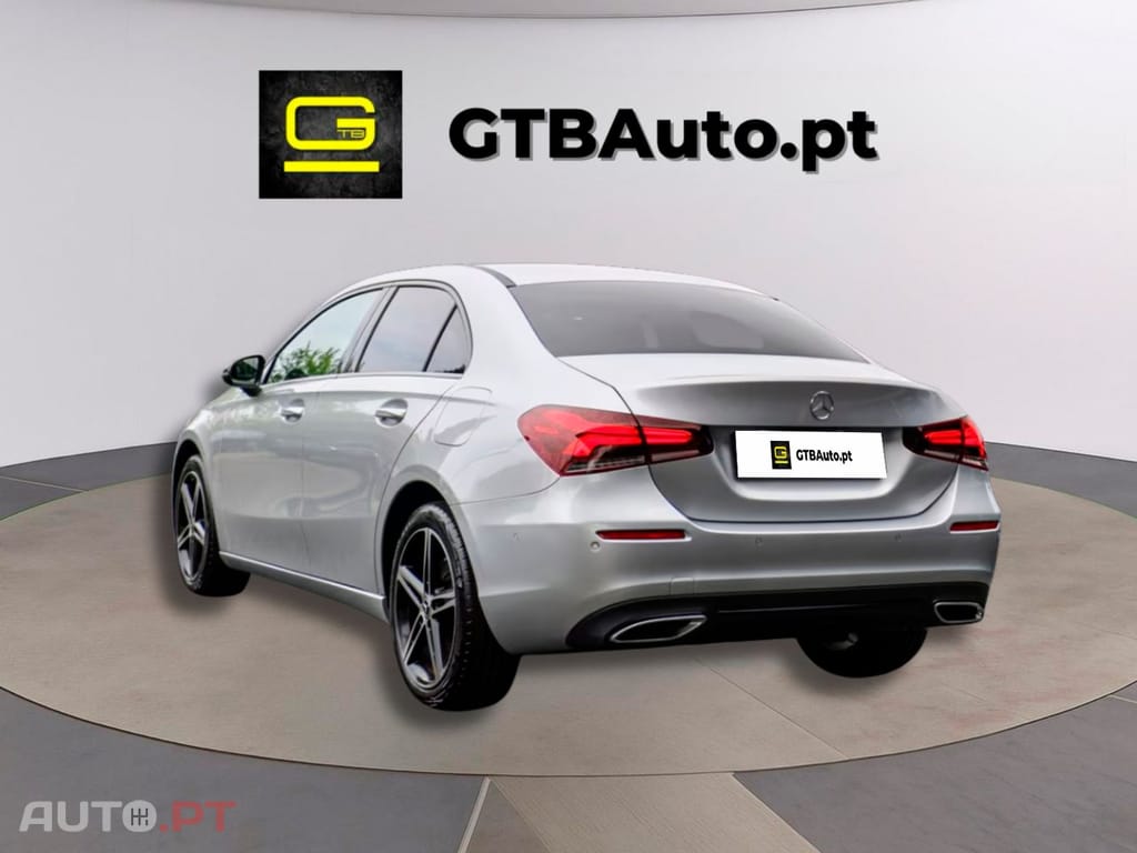 Mercedes-Benz A 250 I.V.A DEDUTIVEL 