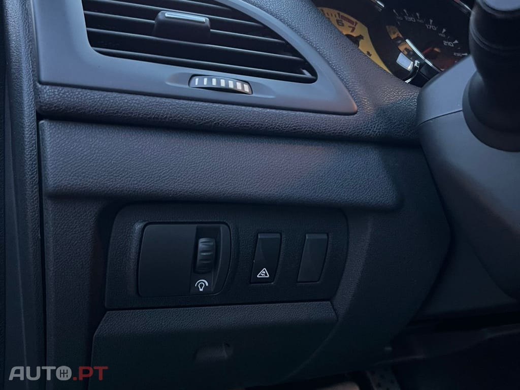 Renault Mégane Coupe 2.0 T 16V RS