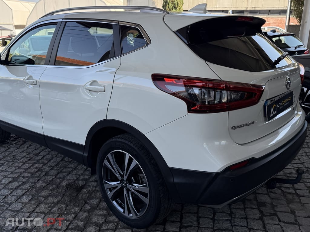 Nissan Qashqai 1.2 DIG-T N-Connecta