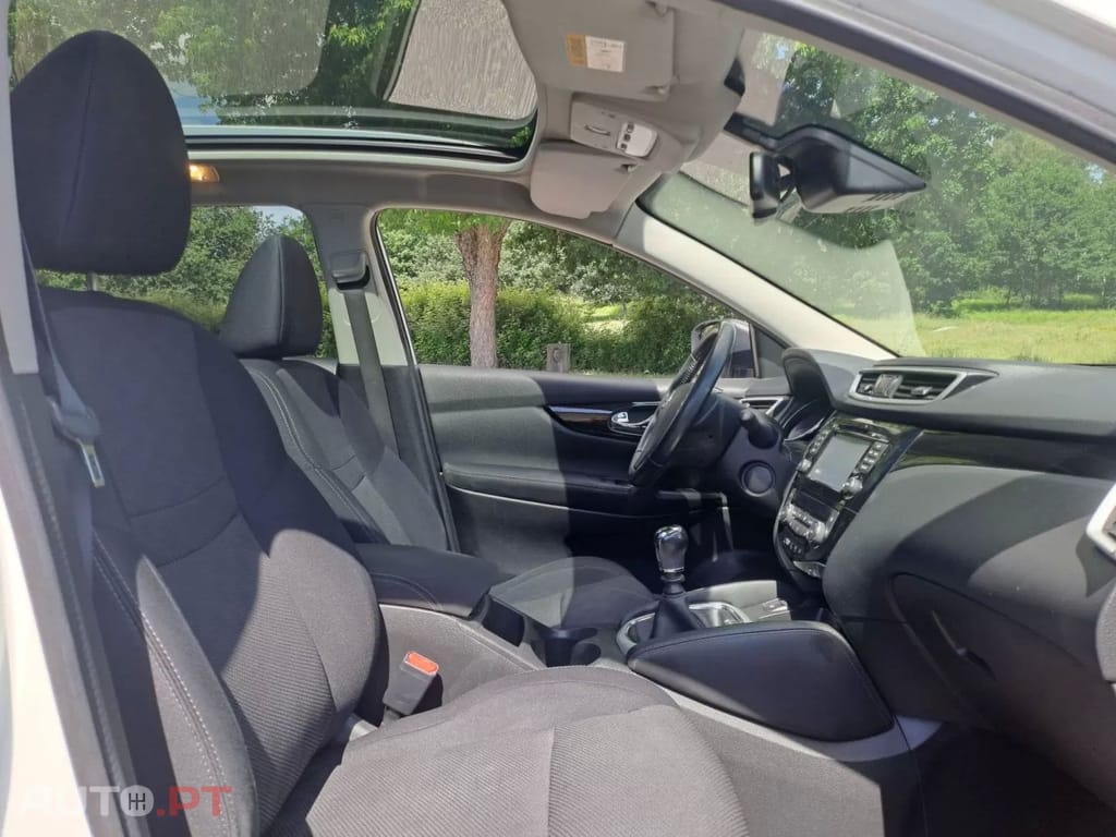 Nissan Qashqai 1.5 dCi N-Connecta