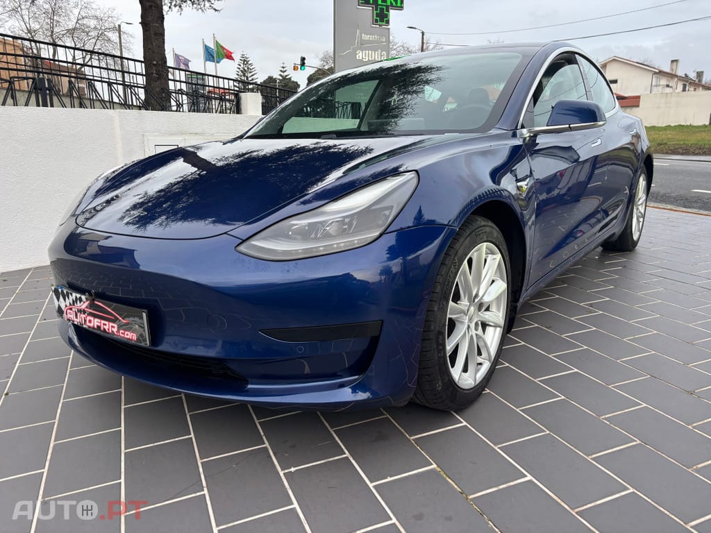Tesla Model 3 Standard Range Plus RWD