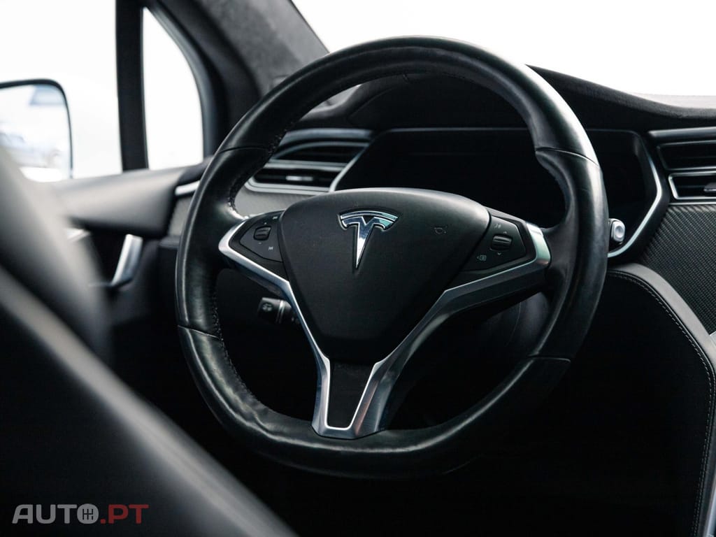 Tesla Model X P100D
