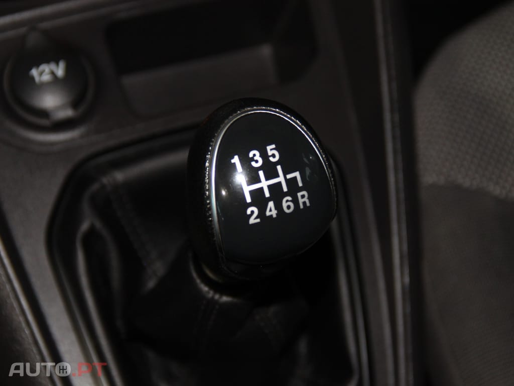 Ford Tourneo 5 LUGARES