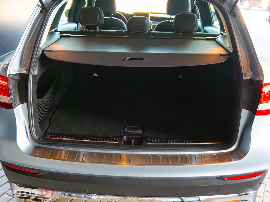 Mercedes-Benz GLC 220 d 4Matic 9G-TRONIC