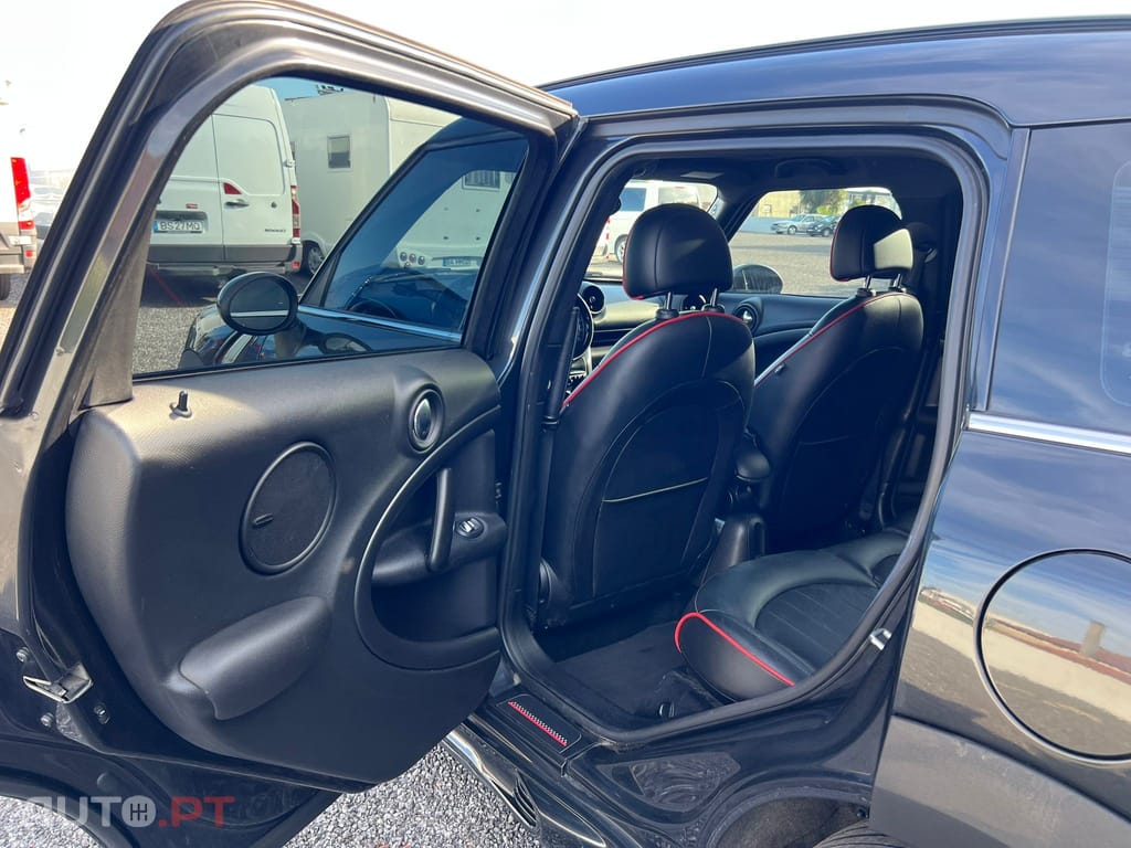 MINI Countryman John Cooper Works ALL4 Auto