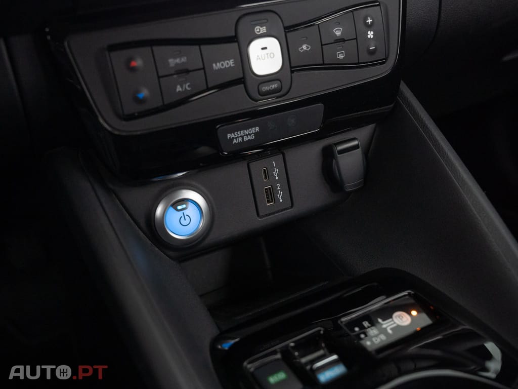 Nissan Leaf N-Connecta