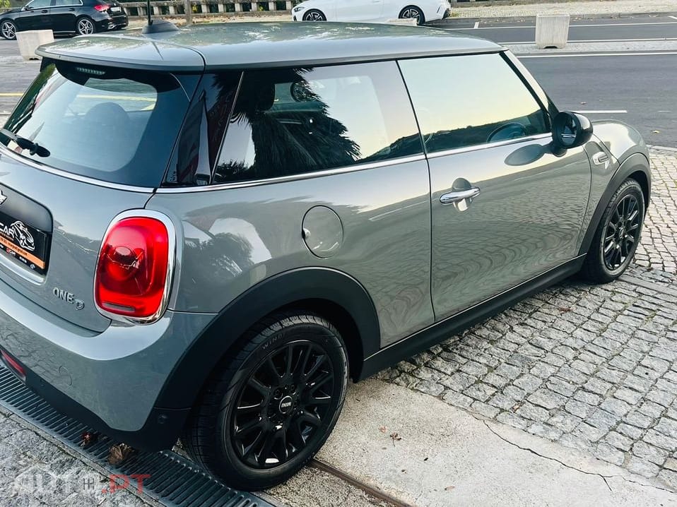 MINI Cooper One D Metropolitan