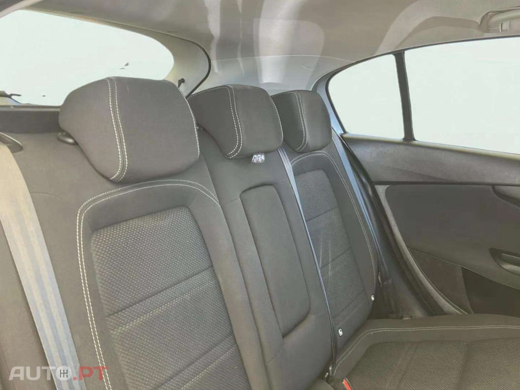 Fiat Tipo 1.3 M-Jet Lounge