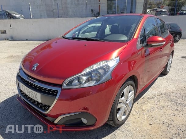 Peugeot 208 82 PureTech Style