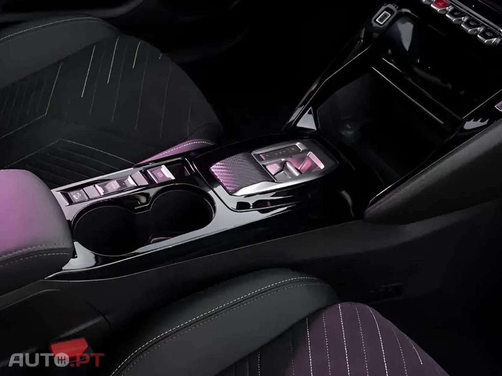 Peugeot 2008 1.2 PureTech Style