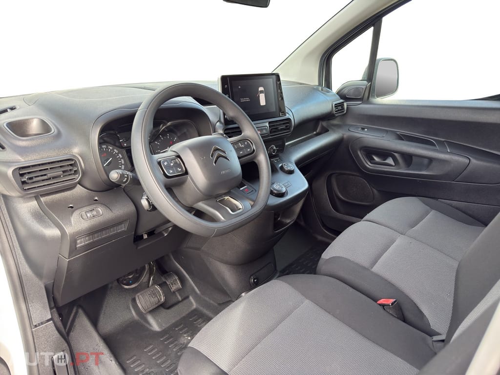 Citroen Berlingo M PureTech EAT8 Feel