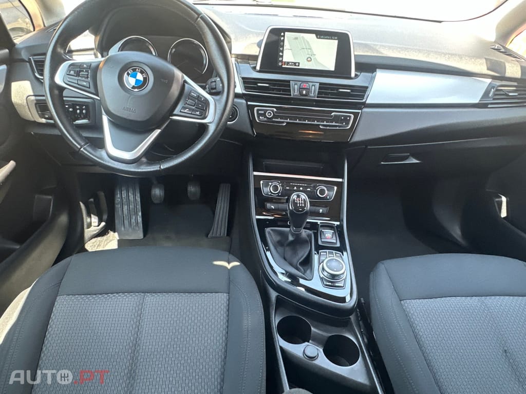 BMW 216 d Line Sport