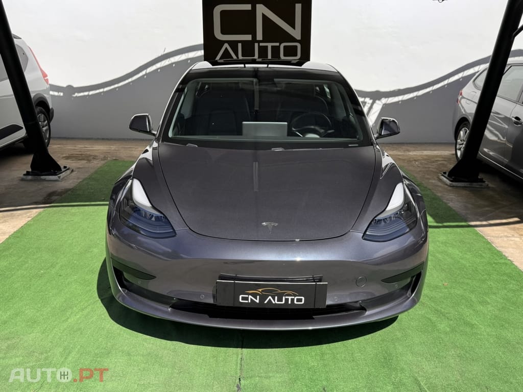 Tesla Model 3 Standard Range Plus RWD