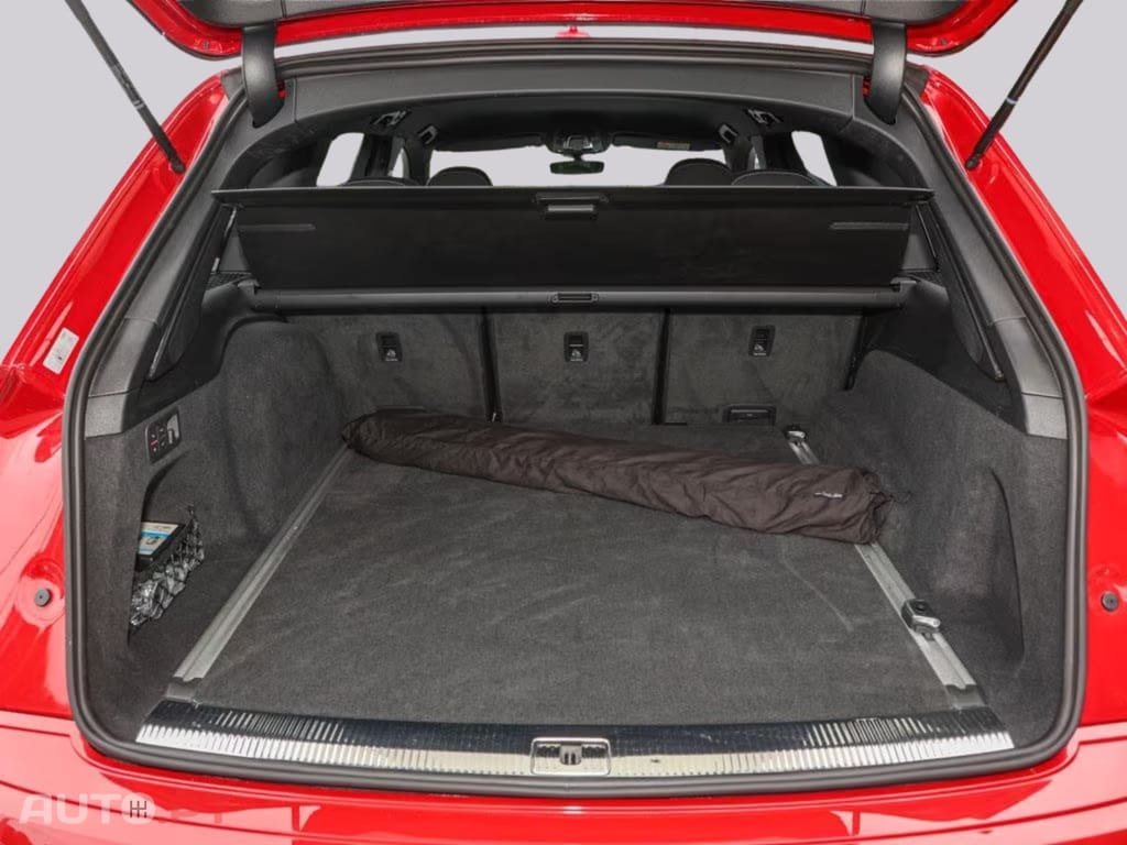 Audi Q7 S-line 55 TFSIe quattro