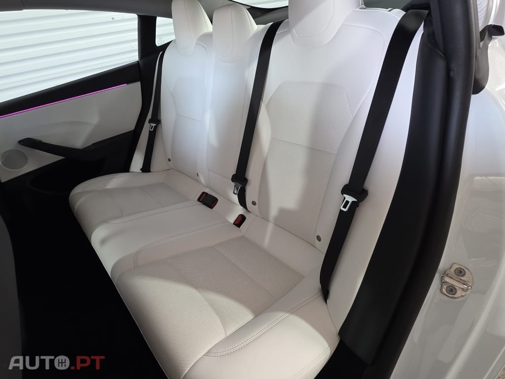 Tesla Model 3 Tração Traseira Premium