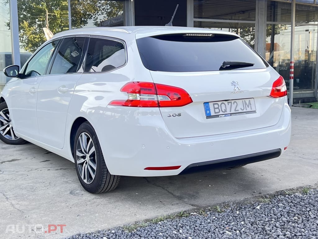 Peugeot 308 SW 1.2 PureTech Allure J17