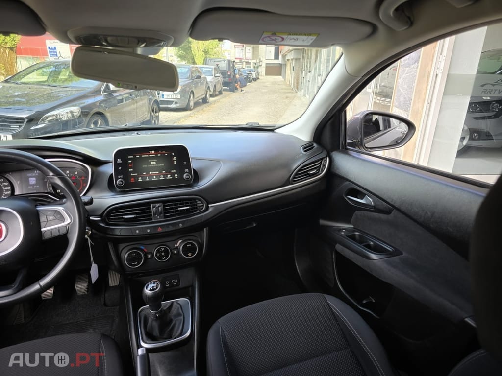 Fiat Tipo 1.3 M-Jet Lounge J17