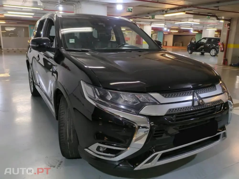 Mitsubishi Outlander 2.4 Instyle