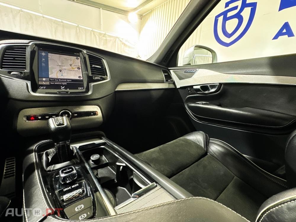Volvo XC90 2.0 D4 R-Design