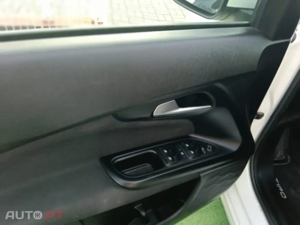 Fiat Tipo 1.3 M-Jet Lounge