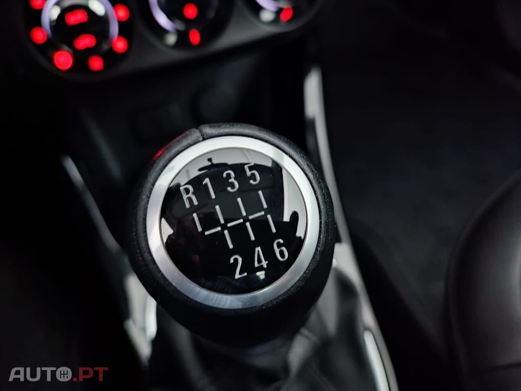 Opel Adam 1.0 S&S Rocks