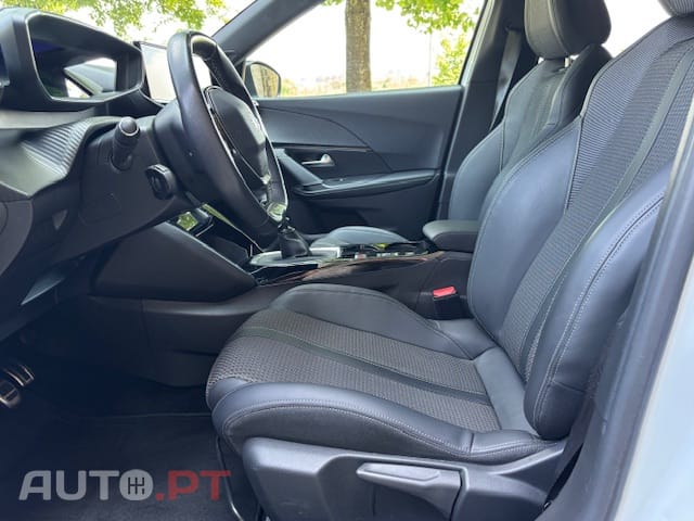 Peugeot 2008 PureTech 130 Stop&Start GT-Line Edition