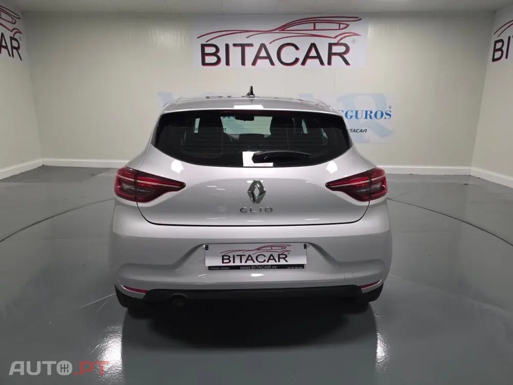 Renault Clio 1.0 TCe Evolution — fotografia 26