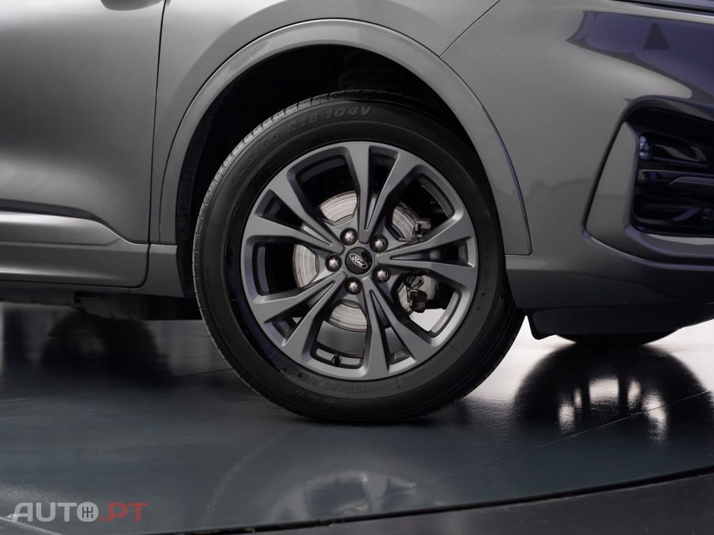 Ford Kuga 2.5 PHEV ST-Line X