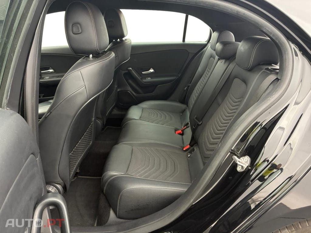 Mercedes-Benz A 180 d 8G-DCT Style