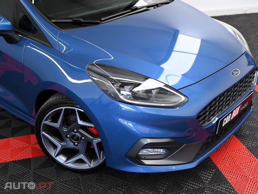 Ford Fiesta 1.5 EcoBoost S&S ST X
