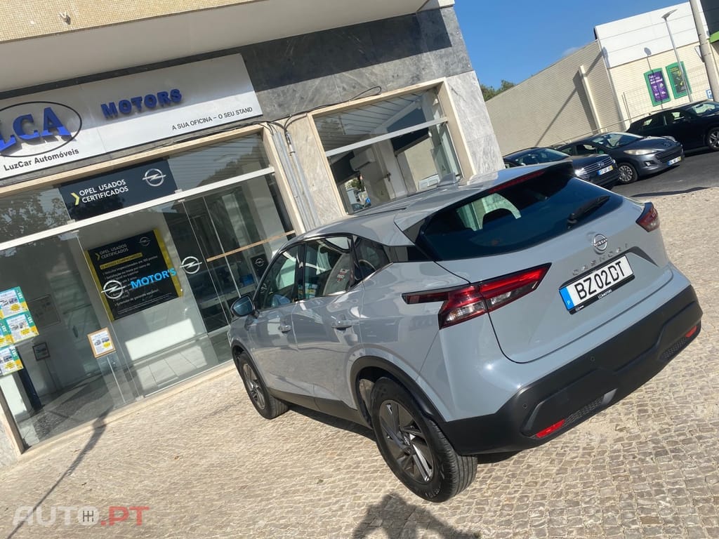 Nissan Qashqai 1.3 DIG-T Premiere Edition