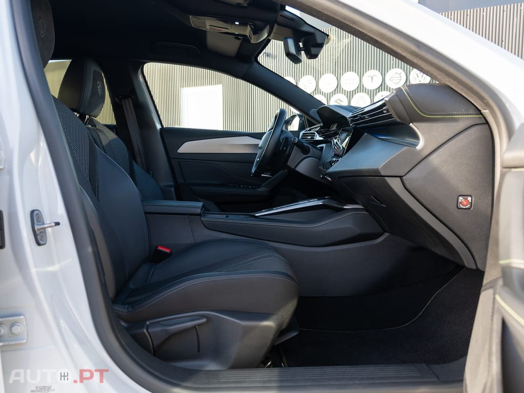 Peugeot 308 1.6 Hybrid GT e-EAT8