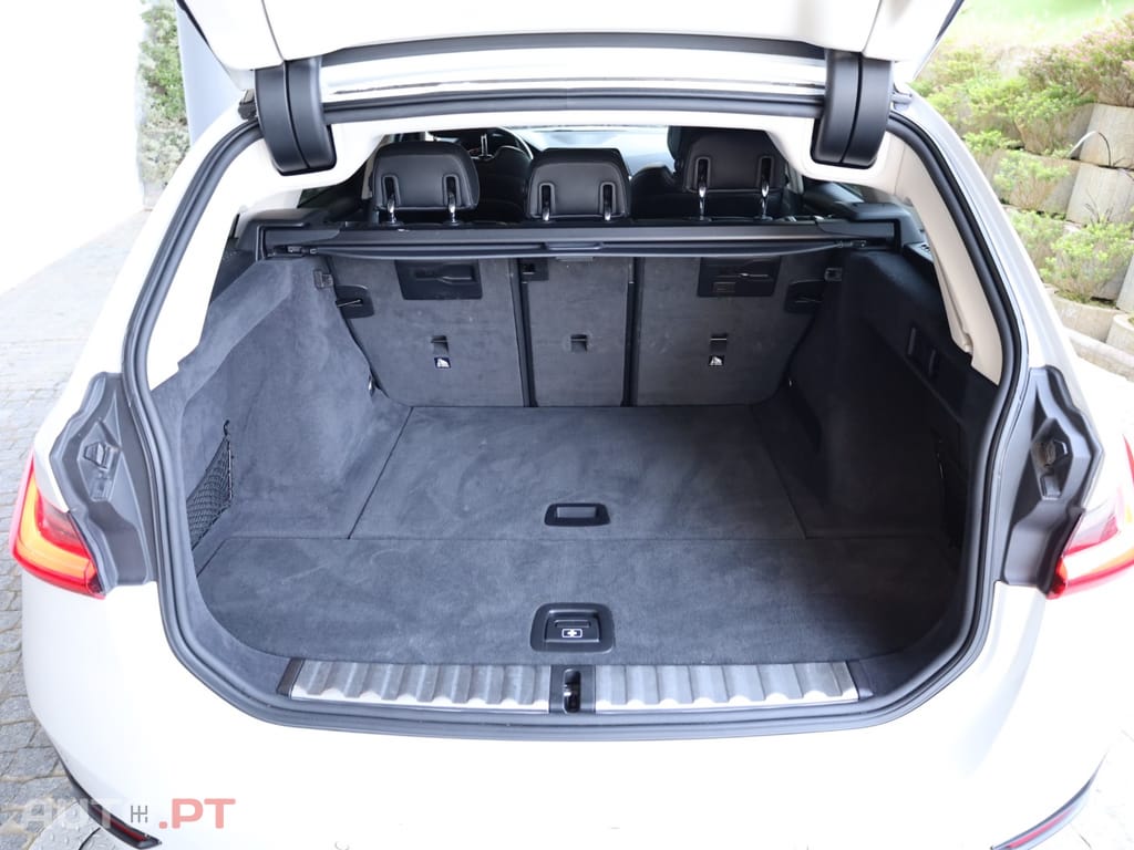 BMW 318 Touring Line Sport Auto