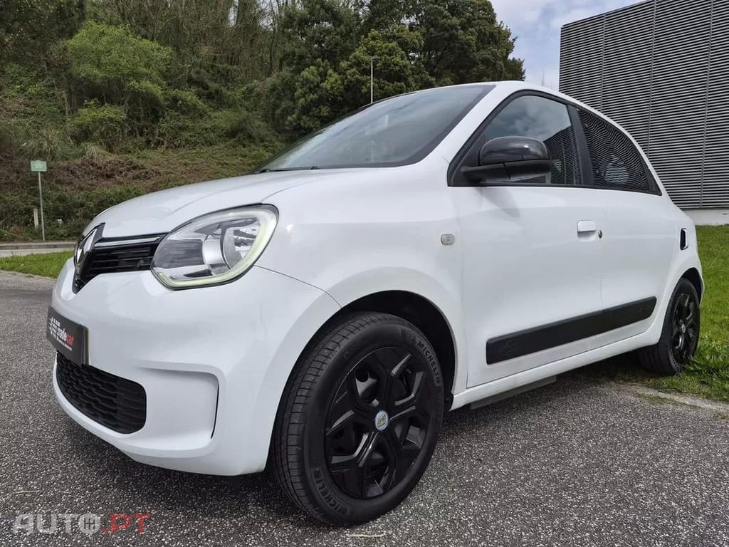 Renault Twingo Z.E. 22 Intens