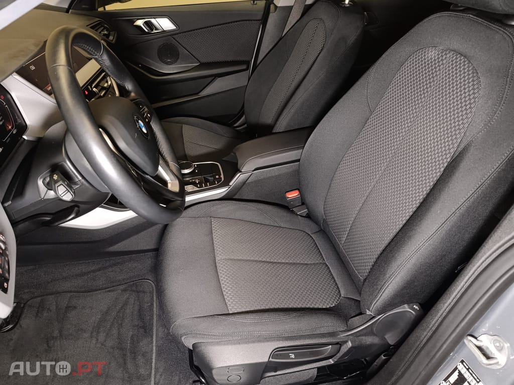 BMW 216 d Auto 